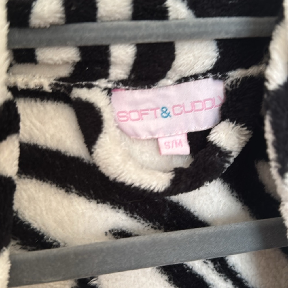 Zebra print long Robe - Picture 4 of 6